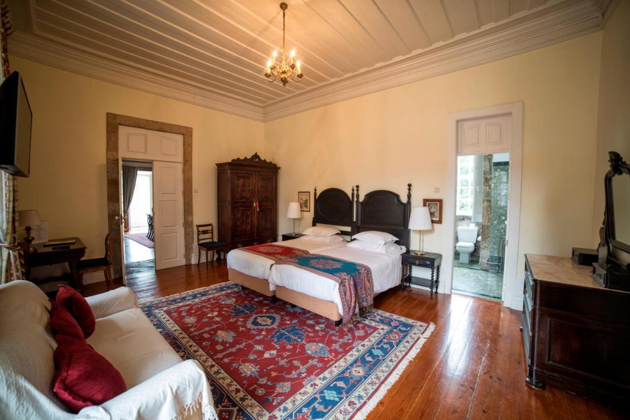 Casa Das Torres De Oliveira เมเซาฟริโอ ภายนอก รูปภาพ